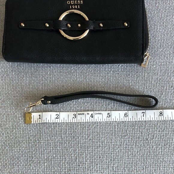 VINTAGE GUESS 1981 Black Leather Wallet Clutch Strap Studded Silver Hardware - Picture 11 of 14